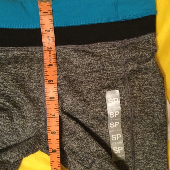 ⭐️ Forever 21 Athletic Pants size women’s small - Picture 8 of 13